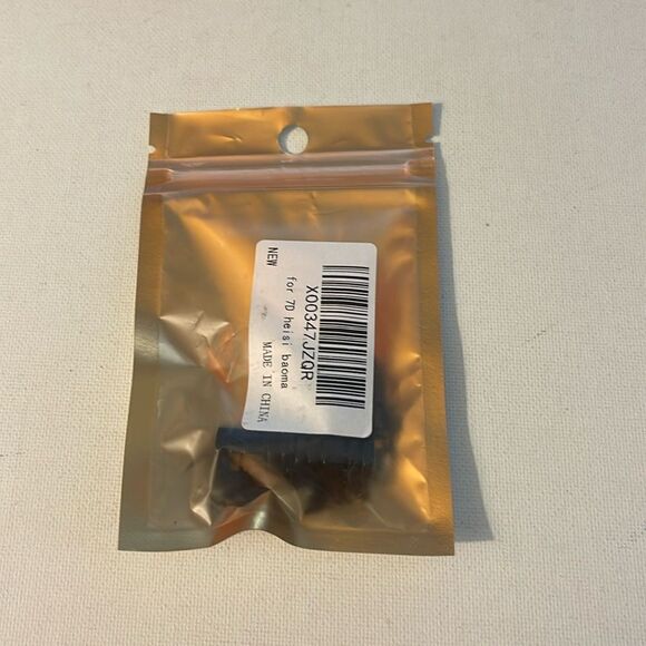 BMW Logo valve Stem caps in Black set of 4 NWT - Picture 4 of 4